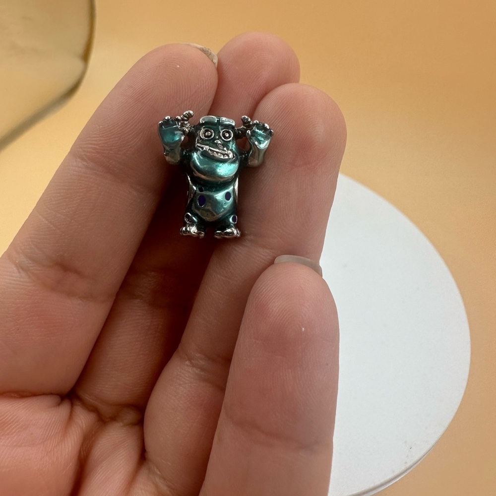 James P. Sullivan | Monstert inc
